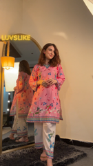 Floral Fusion Kurti Set 🌸👗 2 PCs