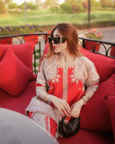 Husn-e-Khaas 💃✨🎨🌼 2 Pcs Kurti Set